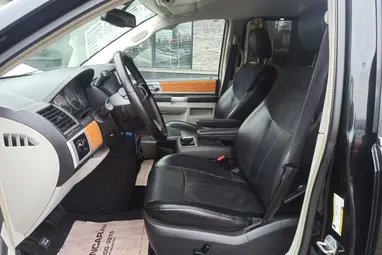 CHRYSLER GRAND VOYAGER 2.8 CRD Limited (Automata) (7 személyes ) Maximum FULL EXTRA +Gyönyörű állapot +3X-s GARANCIA !!