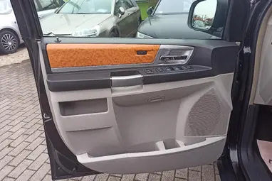 CHRYSLER GRAND VOYAGER 2.8 CRD Limited (Automata) (7 személyes ) Maximum FULL EXTRA +Gyönyörű állapot +3X-s GARANCIA !!