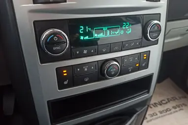 CHRYSLER GRAND VOYAGER 2.8 CRD Limited (Automata) (7 személyes ) Maximum FULL EXTRA +Gyönyörű állapot +3X-s GARANCIA !!