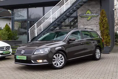 VOLKSWAGEN PASSAT VII Variant 2.0 CR TDI Comfortline BMT Black Oak Brown Metalic +Első Tulajdonostól +3X-s GARANCIA !!