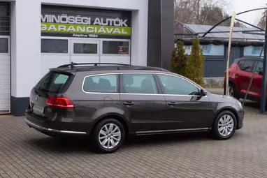 VOLKSWAGEN PASSAT VII Variant 2.0 CR TDI Comfortline BMT Black Oak Brown Metalic +Első Tulajdonostól +3X-s GARANCIA !!