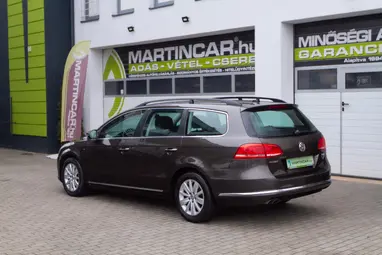 VOLKSWAGEN PASSAT VII Variant 2.0 CR TDI Comfortline BMT Black Oak Brown Metalic +Első Tulajdonostól +3X-s GARANCIA !!