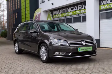 VOLKSWAGEN PASSAT VII Variant 2.0 CR TDI Comfortline BMT Black Oak Brown Metalic +Első Tulajdonostól +3X-s GARANCIA !!