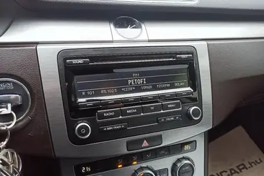 VOLKSWAGEN PASSAT VII Variant 2.0 CR TDI Comfortline BMT Black Oak Brown Metalic +Első Tulajdonostól +3X-s GARANCIA !!