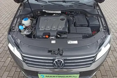 VOLKSWAGEN PASSAT VII Variant 2.0 CR TDI Comfortline BMT Black Oak Brown Metalic +Első Tulajdonostól +3X-s GARANCIA !!