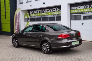 VOLKSWAGEN PASSAT VII 2.0 CR TDI Comfortline BMT DSG Excluzive Oak Brown Metallic +Eredeti MAGYAR Autó +3X-s GARANCIA !!