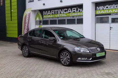 VOLKSWAGEN PASSAT VII 2.0 CR TDI Comfortline BMT DSG Excluzive Oak Brown Metallic +Eredeti MAGYAR Autó +3X-s GARANCIA !!