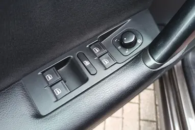 VOLKSWAGEN PASSAT VII 2.0 CR TDI Comfortline BMT DSG Excluzive Oak Brown Metallic +Eredeti MAGYAR Autó +3X-s GARANCIA !!