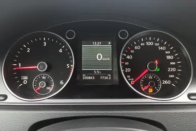 VOLKSWAGEN PASSAT VII 2.0 CR TDI Comfortline BMT DSG Excluzive Oak Brown Metallic +Eredeti MAGYAR Autó +3X-s GARANCIA !!