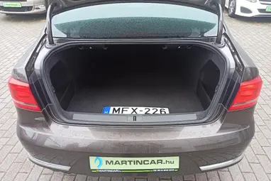 VOLKSWAGEN PASSAT VII 2.0 CR TDI Comfortline BMT DSG Excluzive Oak Brown Metallic +Eredeti MAGYAR Autó +3X-s GARANCIA !!