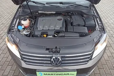 VOLKSWAGEN PASSAT VII 2.0 CR TDI Comfortline BMT DSG Excluzive Oak Brown Metallic +Eredeti MAGYAR Autó +3X-s GARANCIA !!