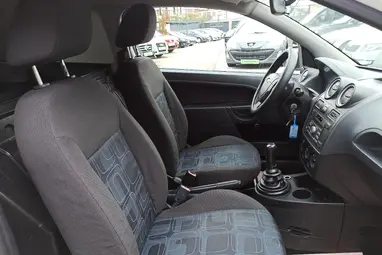FORD FIESTA Van 1.3 Magyar Repülőtéri Autó +Kiválló állapot +Friss Műszaki Vizsga !! KFH-095