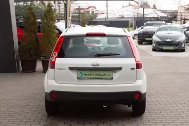 FORD FIESTA Van 1.3 Magyar Repülőtéri Autó +Kiválló állapot +Friss Műszaki Vizsga !! KFH-095