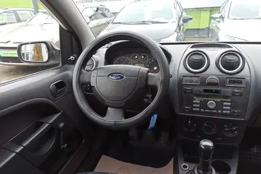 FORD FIESTA Van 1.3 Magyar Repülőtéri Autó +Kiválló állapot +Friss Műszaki Vizsga !! KFH-095