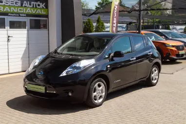 NISSAN LEAF (Automata) Super Black +Keveset futott +Második Tulajdonostól +3X-s GARANCIA !!