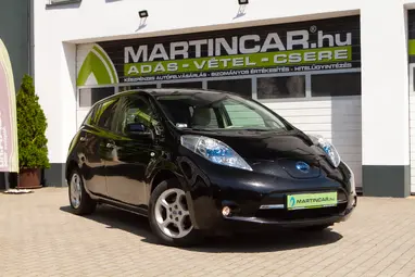 NISSAN LEAF (Automata) Super Black +Keveset futott +Második Tulajdonostól +3X-s GARANCIA !!