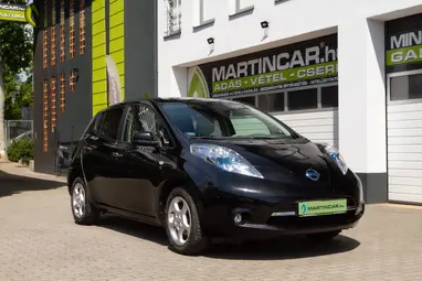 NISSAN LEAF (Automata) Super Black +Keveset futott +Második Tulajdonostól +3X-s GARANCIA !!