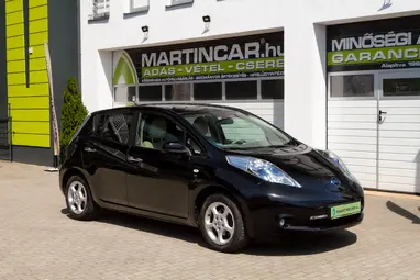 NISSAN LEAF (Automata) Super Black +Keveset futott +Második Tulajdonostól +3X-s GARANCIA !!