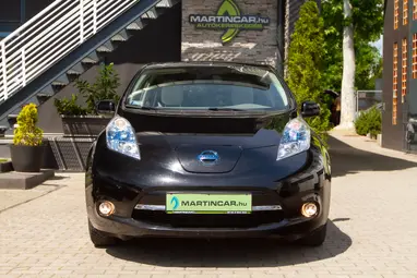 NISSAN LEAF (Automata) Super Black +Keveset futott +Második Tulajdonostól +3X-s GARANCIA !!