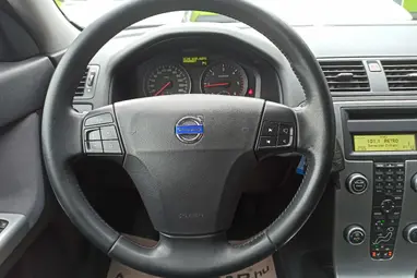 VOLVO V50 1.6 D Momentum Electric SPORT Facelift +Prémium állapot +Friss Vizsga +3X-s GARANCIA !!