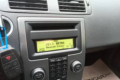 VOLVO V50 1.6 D Momentum Electric SPORT Facelift +Prémium állapot +Friss Vizsga +3X-s GARANCIA !!