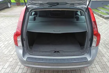 VOLVO V50 1.6 D Momentum Electric SPORT Facelift +Prémium állapot +Friss Vizsga +3X-s GARANCIA !!