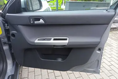 VOLVO V50 1.6 D Momentum Electric SPORT Facelift +Prémium állapot +Friss Vizsga +3X-s GARANCIA !!