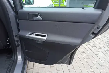 VOLVO V50 1.6 D Momentum Electric SPORT Facelift +Prémium állapot +Friss Vizsga +3X-s GARANCIA !!