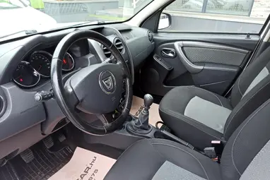 DACIA DUSTER 1.5 dCi Arctic EURO6 Glacier White +Első Tulajdonostól +Keveset futott +3X-s GARANCIA !!