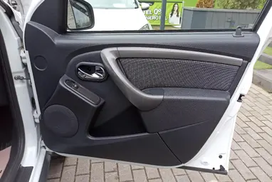 DACIA DUSTER 1.5 dCi Arctic EURO6 Glacier White +Első Tulajdonostól +Keveset futott +3X-s GARANCIA !!