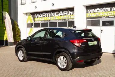 HONDA HR-V 1.5 Comfort Mulberry Metallic +Első Tulajdonostól +Keveset futott +3X-s GARANCIA !!