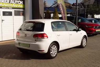 VOLKSWAGEN GOLF VI 1.6 TDi Trendline Candy White +Első Tulajdonostól +Vezérlés csere +3X-s GARANCIA !!