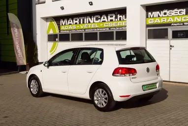 VOLKSWAGEN GOLF VI 1.6 TDi Trendline Candy White +Első Tulajdonostól +Vezérlés csere +3X-s GARANCIA !!