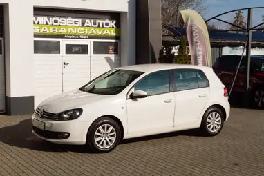 VOLKSWAGEN GOLF VI 1.6 TDi Trendline Candy White +Első Tulajdonostól +Vezérlés csere +3X-s GARANCIA !!