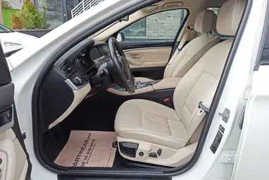 BMW 520i Touring (Automata) Alpine White +Első Tulajdonos +Vezetett Szervízkönyv +Igényes állapot +3X-s GARANCIA!