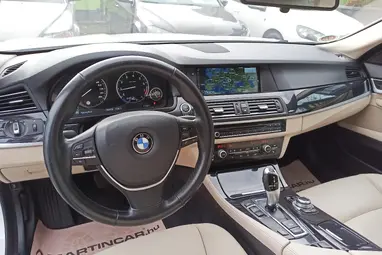 BMW 520i Touring (Automata) Alpine White +Első Tulajdonos +Vezetett Szervízkönyv +Igényes állapot +3X-s GARANCIA!