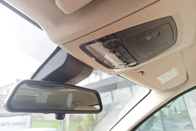 BMW 520i Touring (Automata) Alpine White +Első Tulajdonos +Vezetett Szervízkönyv +Igényes állapot +3X-s GARANCIA!