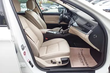 BMW 520i Touring (Automata) Alpine White +Első Tulajdonos +Vezetett Szervízkönyv +Igényes állapot +3X-s GARANCIA!