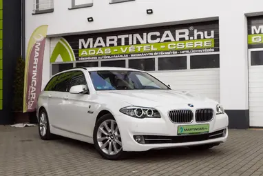 BMW 520i Touring (Automata) Alpine White +Első Tulajdonos +Vezetett Szervízkönyv +Igényes állapot +3X-s GARANCIA!