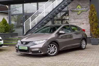 HONDA CIVIC 1.4 Comfort Urban Titanium Metallic +Keveset Futott +Rendszeresen szervizelt +3X-s GARANCIA !!