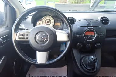 MAZDA 2 1.3i TE Pro Aurora Blue Metallic +Első Tulajdonostól +Keveset futott+5 ajtós +3X-s GARANCIA !!