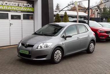 TOYOTA AURIS 1.33 Silver Metallic +Eredeti Magyar Autó +Első Tulajdonostól +3X-s GARANCIA !!