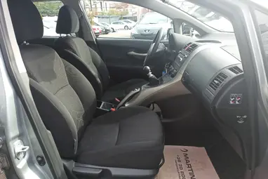 TOYOTA AURIS 1.33 Silver Metallic +Eredeti Magyar Autó +Első Tulajdonostól +3X-s GARANCIA !!