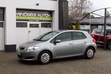 TOYOTA AURIS 1.33 Silver Metallic +Eredeti Magyar Autó +Első Tulajdonostól +3X-s GARANCIA !!