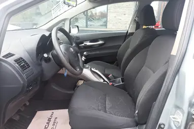 TOYOTA AURIS 1.33 Silver Metallic +Eredeti Magyar Autó +Első Tulajdonostól +3X-s GARANCIA !!