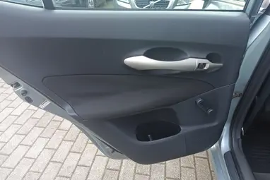 TOYOTA AURIS 1.33 Silver Metallic +Eredeti Magyar Autó +Első Tulajdonostól +3X-s GARANCIA !!