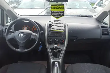 TOYOTA AURIS 1.33 Silver Metallic +Eredeti Magyar Autó +Első Tulajdonostól +3X-s GARANCIA !!