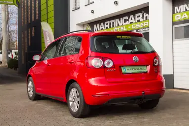 VOLKSWAGEN GOLF PLUS 1.2 TSI Trendline Tornado Red +Vezérlés csere +Keveset futott +3X-s GARANCIA !!