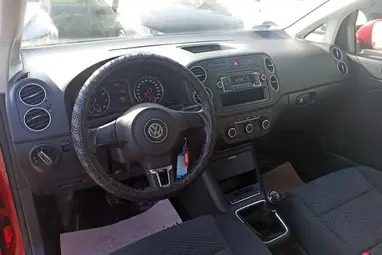 VOLKSWAGEN GOLF PLUS 1.2 TSI Trendline Tornado Red +Vezérlés csere +Keveset futott +3X-s GARANCIA !!