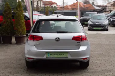 VOLKSWAGEN GOLF VII 1.6 TDI BMT Trendline Coolsilber Metallic +Első Tulajdonostól +Igényes állapot +3X-s GARANCIA !!